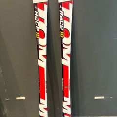 Atomic Junior Skis