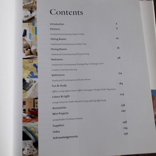 2 Books (lot) - DIY and Decorating / New Rooms - Practical home makeover guide