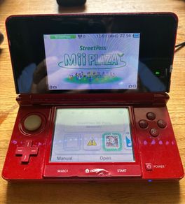Nintendo 3DS Flame red