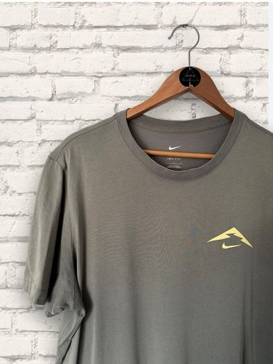 Nike T-Shirt