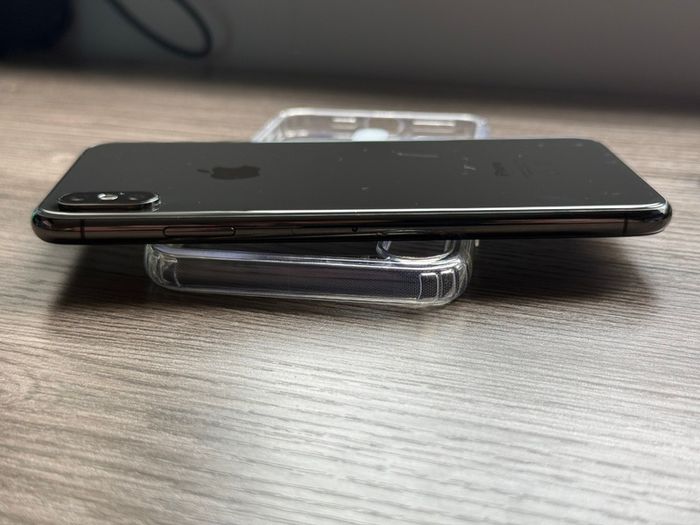 iPhone XS Max 64GB Unlocked 99% battery life