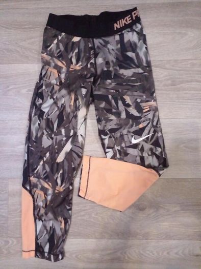 Nike short leggings size XS