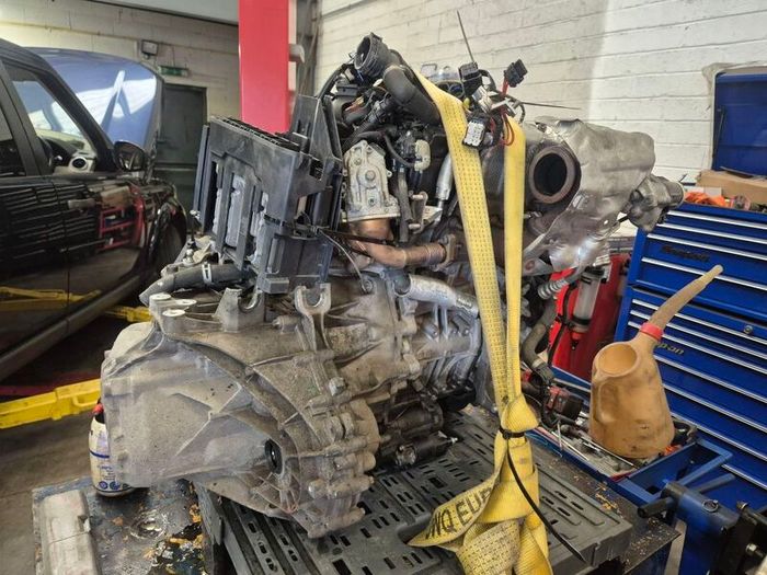 B37C Mini Bmw engine& gearbox 2018