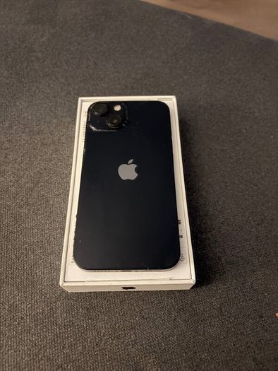 iPhone 13 - 128gb