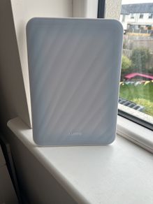 Lumie Vitamin L Slim SAD Light Therapy Box, White Slim, space-saving design delivers effective 10,000 lux light therapy; ideal for everyday use