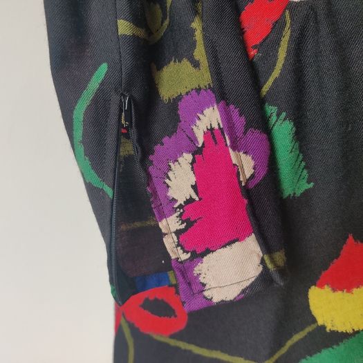 VINTAGE 1980s designer Emanuel Ungaro floral wool blend wiggle dress Made in Italy XS S 8