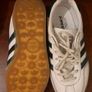 white adidas gazelle Image 5