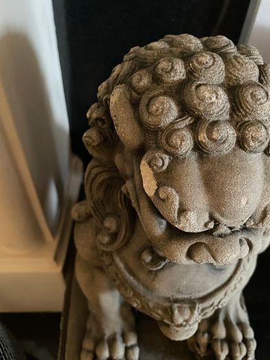 Foo Dogs