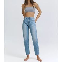 mom jeans
