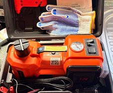 12 volt 5 tonne car / van jack/compressor/light