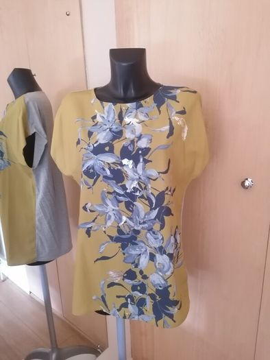 Women's Top Nwot Size 14