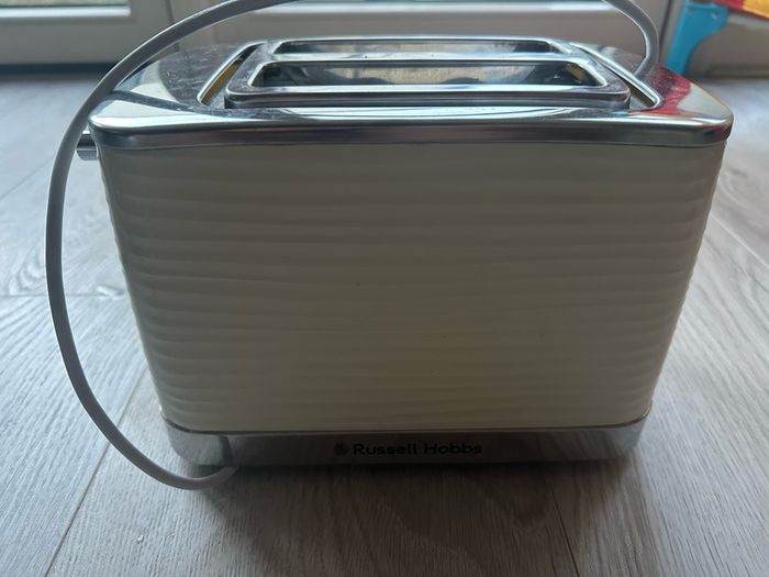 Russel Hobbs toaster