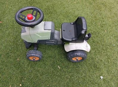 Tractor and scuttle bug Free to go
