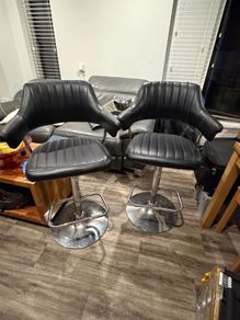 2 Black Bar Stools