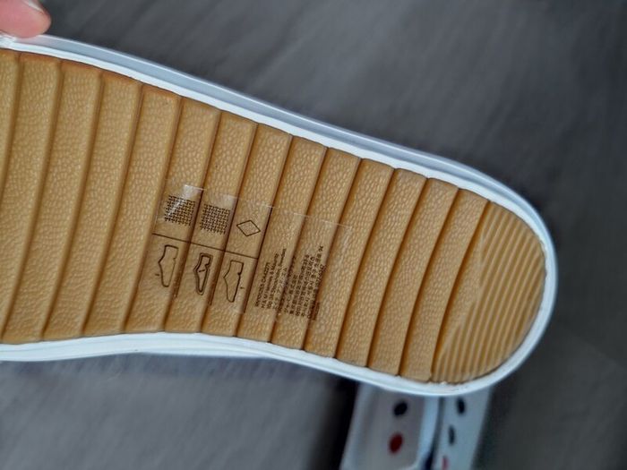 New slip on trainers size 29