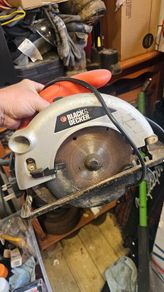 Black and Decker skill saw