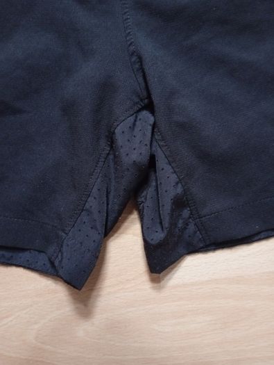 Nike Dri-Fit Shorts Shorts (( Authentic Age 11-12yrs))