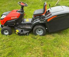 Ride-on lawnmower