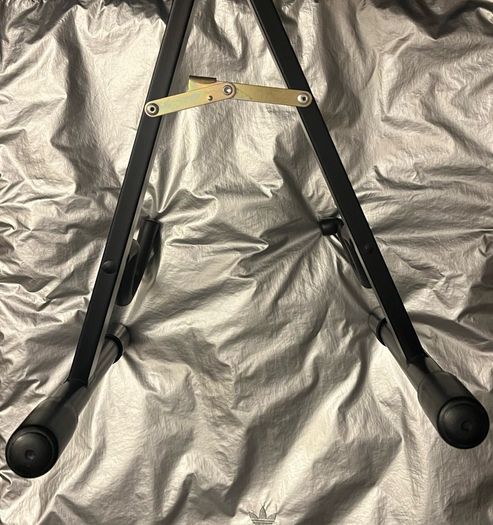 Electric Acoustic classical bass guitar Floor Stand  Universal guitar stand Fits all sizes and makes of acoustic, electric or bass guitar. A sturdy, safe stand for your precious guitar electric guitar parts accessories