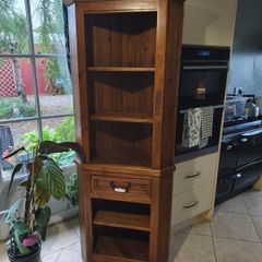 Corner Unit