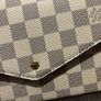 LV wallet on chain / leather / new Image 2