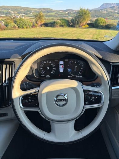 2018 Volvo S90 D4 Inscription Automatic