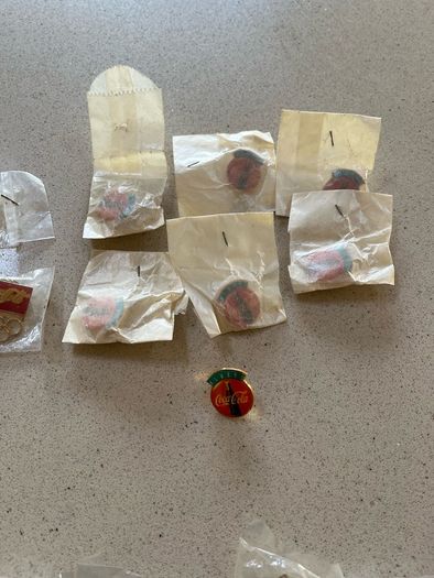 Coca Cola Pins x 32
