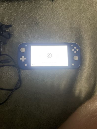 Nintendo switch lite blue