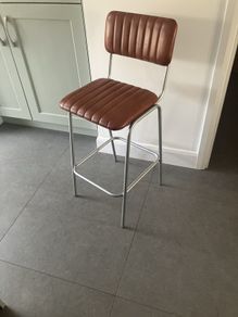 3 Counter Chairs / Bar Stools