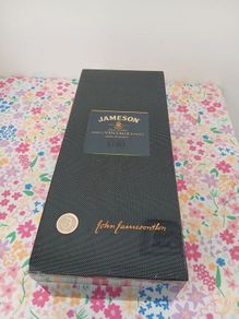 jameson rarest vintage reserve whiskey presentation set