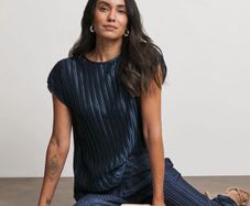 Stunning Brand new with tags Joanna Hope Grey Plisse Top in size UK32