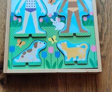 Melissa and Doug Best Friends Magnetic Dress-Up  Wooden Dolls with Pets  With  Clothing Pieces, 2 Stands & Storage Tray Age 3+