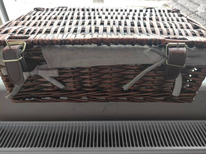 Beautiful Wicker Picnic Basket