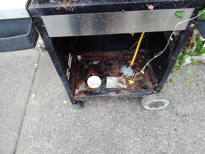 Old BBQ gas