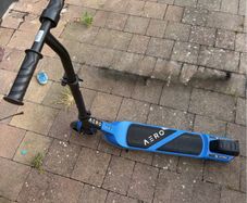 Aero 6 kids electric scooter