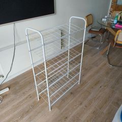 Shoe rack