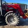MF 956 loader Image 3