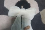 fur scrunchie with knitted bow