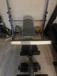 weight bench