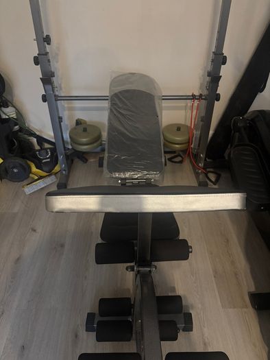 weight bench