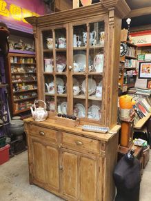 pine dresser