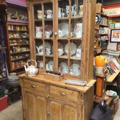 pine dresser