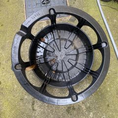 w202  wheel well holder