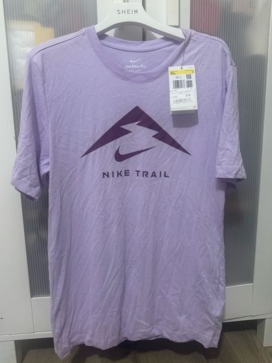 Nike T-shirt