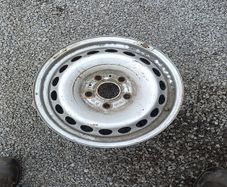Volkswagen crafter  steel rim 16 inch