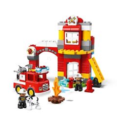 Lego DUPLO fire station 10903