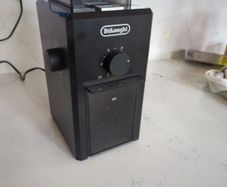 DeLonghi coffee grinder