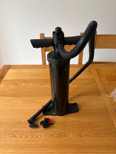 Adverturidge Air wind breaker with pump