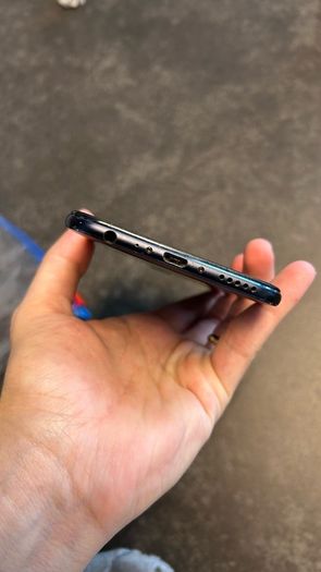 ASUS ZenFone 4 Selfie Pro smartphone