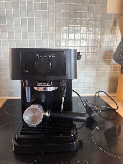 De'Longhi coffee maker